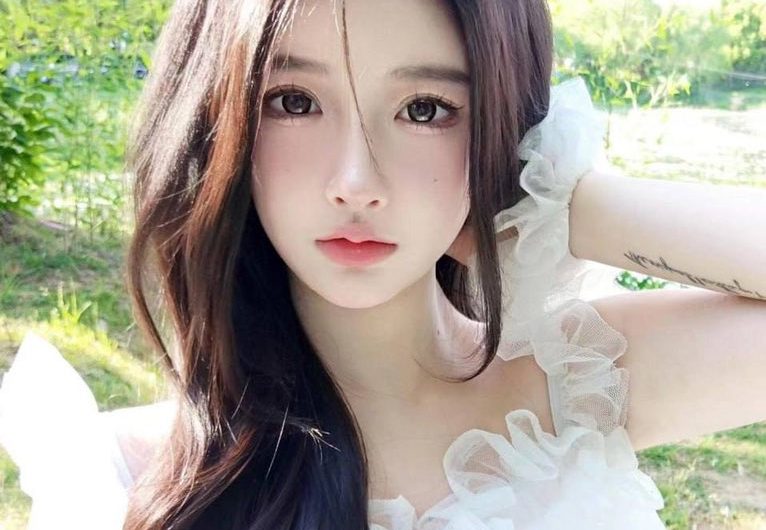 极品反差🎊🎊🎊： 素人生活大反差第一期：009✨ 投稿💌
