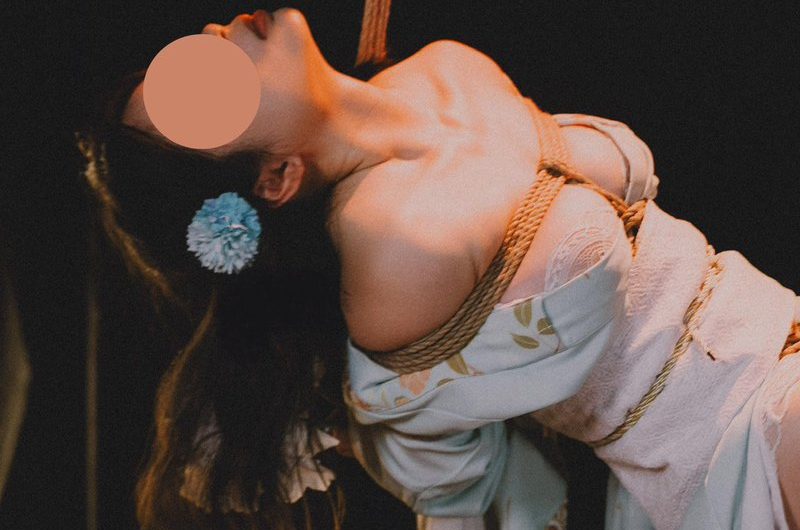 沉醉 rigger： model： photographer： venue：