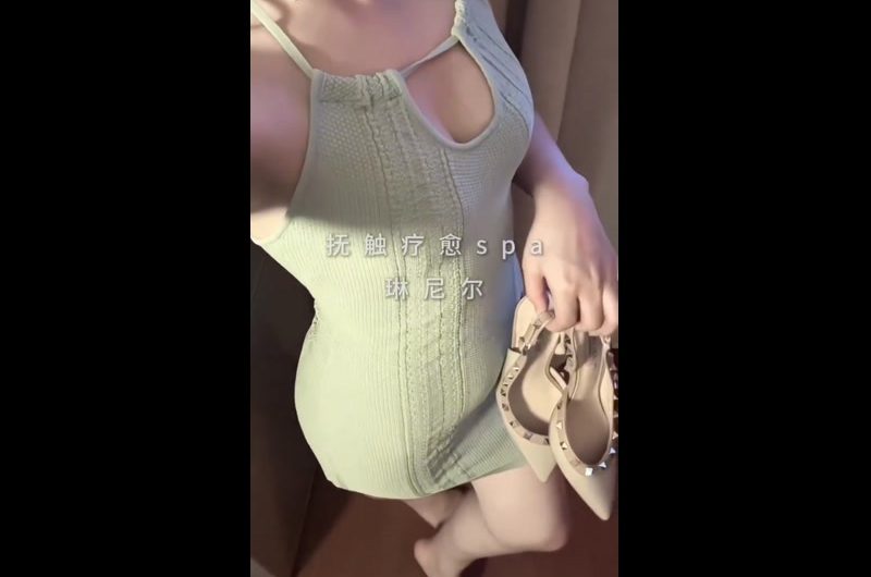 在快节奏的生活中 我们常常会因为各种压力 而感到身心疲惫 面对这种状态，我选择拒绝内耗 取悦自己，沉浸在疗愈SPA里 预约🛰️：lliner0532