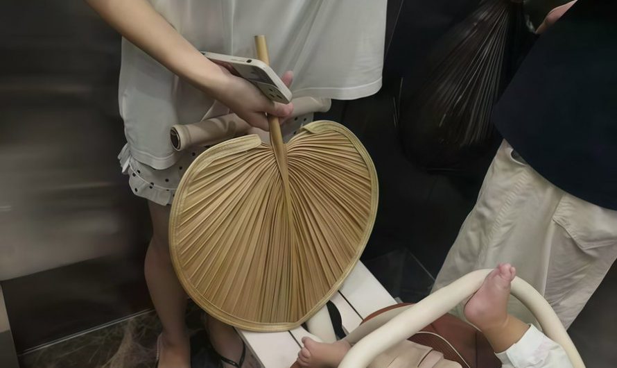 出门遛娃也不穿个奶罩