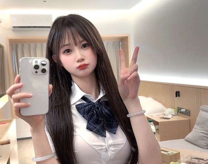 深圳 🌟 精致洋气（🉑素颜） • 亭亭玉立 千娇百媚 清纯幼态脸 •（本人没有一丝风尘气 ，极致女友感) 👛人间烟火气 最抚凡人心 👛 极品妹儿 皮肤白嫩…