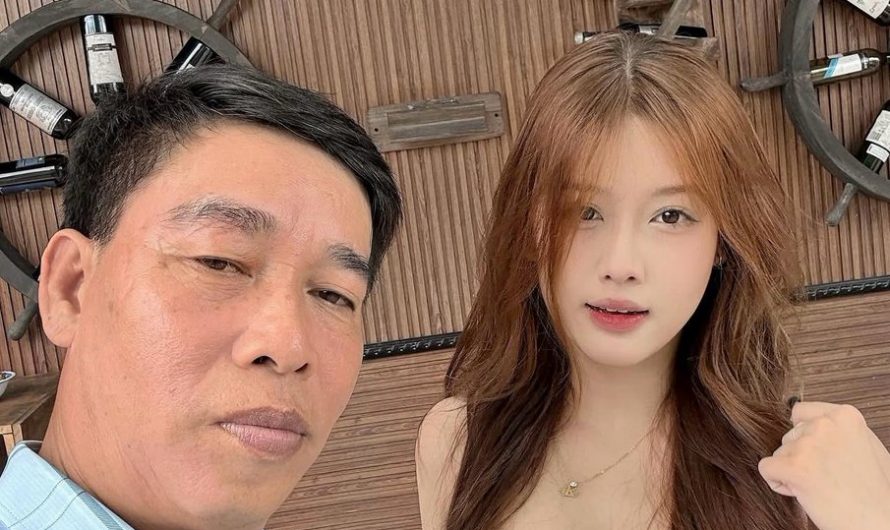 上海群友返图，这极品妹子今天估计要被凿坏，老哥也是有福了，约到了这样的极品，上海真是个好地方，极品妹子真多，兄弟们觉得呢。