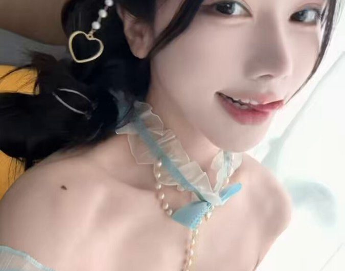哥哥酱 要对viki好一点(*¯︶¯*)