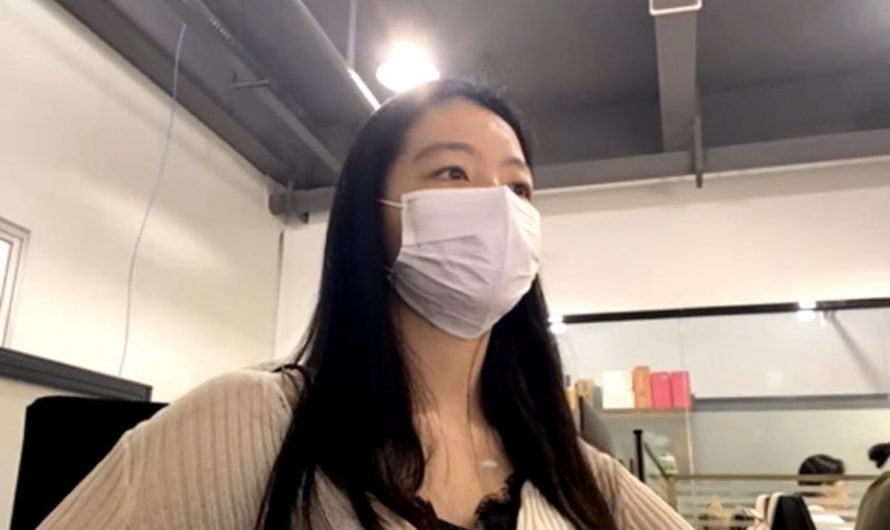 办公室脱内内+露穴穴版小🐶 极限1:51秒完整滴 后面就是同事 📩