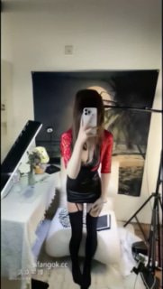 #抖音 #竞斓电子兮兮 抖音【竞斓电子兮兮】巨乳美腿 露点自慰