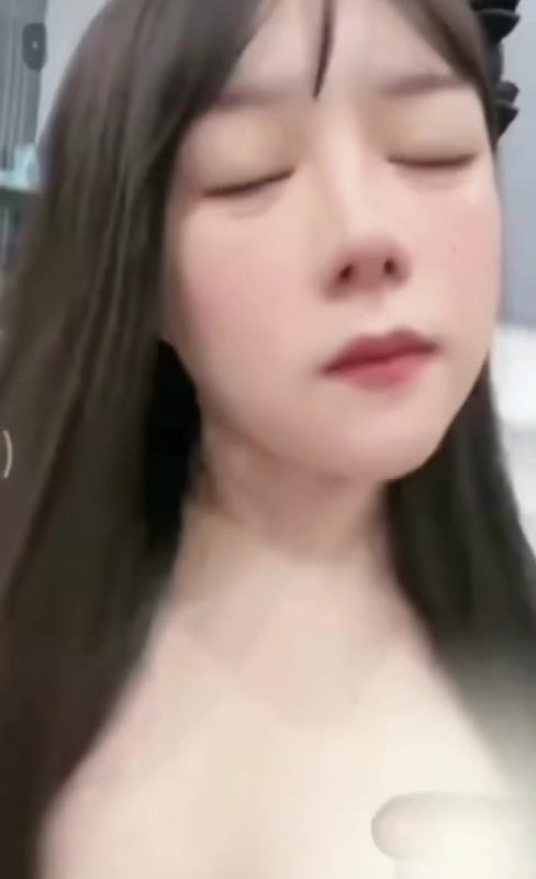 #视讯 #裸聊 视讯【裸聊】贴吧妹子一对一裸聊掰穴福利