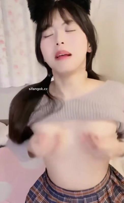 #上瘾 视讯【上瘾】清纯萌妹1V1 自慰诱惑福利